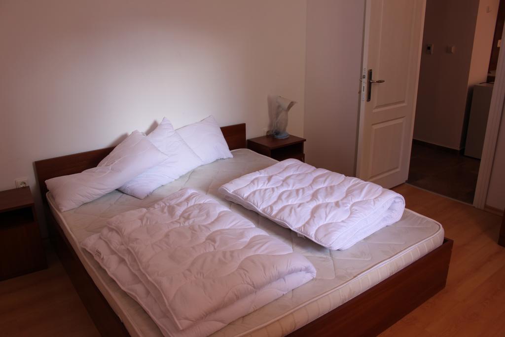 Abelia Residence Apartment Regina ซันนีบีช ภายนอก รูปภาพ